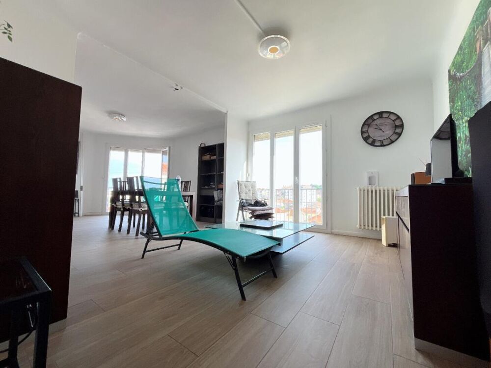 Vente Appartement Magnifique appartement T4 de 116 m² avec roof top de 45 m² avec une vue imprenable au 5 ème et dernier étage Perpignan