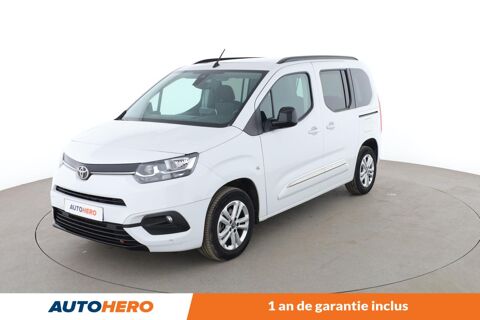 Toyota Proace city Medium 1.2 VVT-i Executive 110 ch 2023 occasion Issy-les-Moulineaux 92130