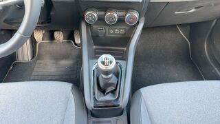 Clio 1.0 TCe 90 Evolution - Entretien constructeur 2025 occasion 06400 Cannes