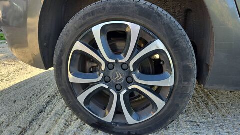 Grand C4 Spacetourer 1.2 PureTech 130 EAT8 Shine 2019 occasion 97228 Sainte Luce