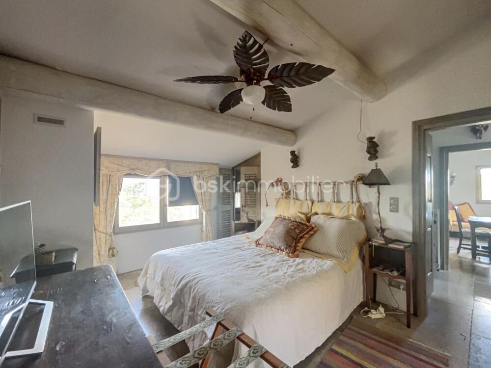  vendre  Proprit/chteau Mnerbes (84560)