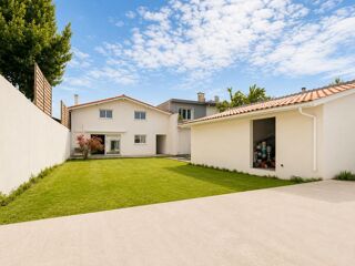  Maison à vendre 8 pièces 230 m²