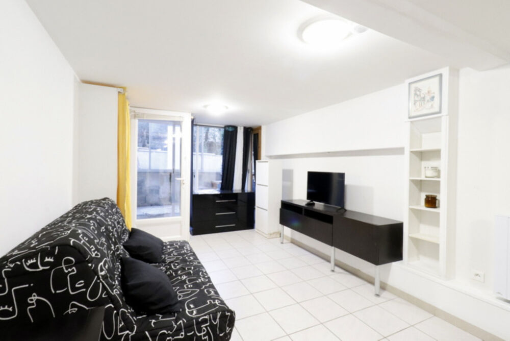Location Appartement Dpt Bouches du Rhône (13), à louer MARSEILLE 12EME ARRONDISSEMENT STUDIO meublé Marseille 12