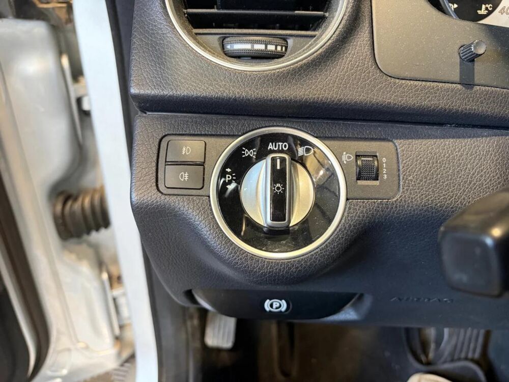 Classe C 250 CDI BlueEfficiency Avantgarde A 2011 occasion 34130 Valergues