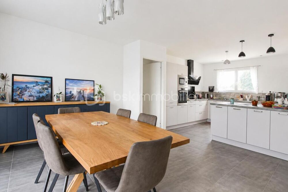 Vente Maison Maison contemporaine de plain-pied 115 m² – 4 chambres – DPE A/A – Secteur Lescar Aussevielle