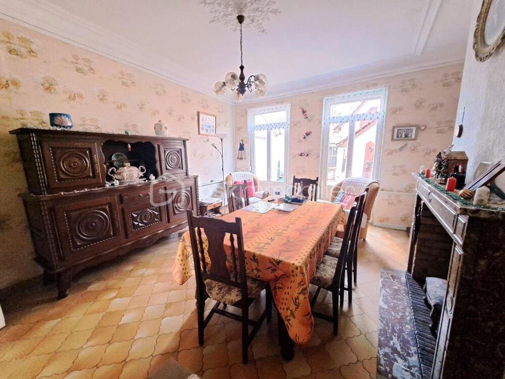 CHARMANTE MAISON DE VILLE AU CENTRE D'ABBEVILLE