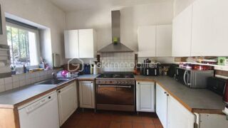  Propriété/château à vendre 7 pièces 251 m²