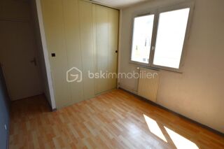 Appartement � vendre 4 pi�ces 72 m� Villeparisis