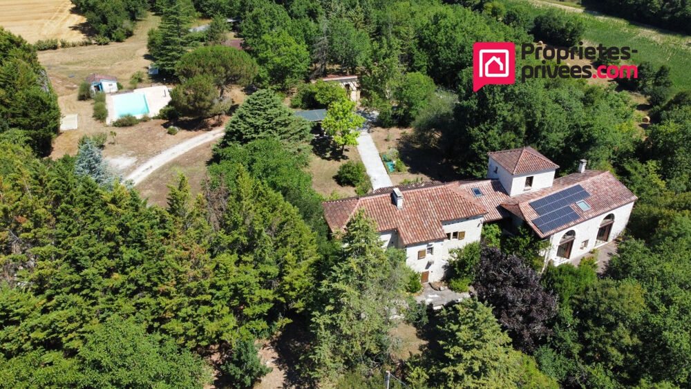 46800 Montcuq -Propriété de caractère 420 m², 11 chambres, piscine et espace bien-être sur 2,5 ha