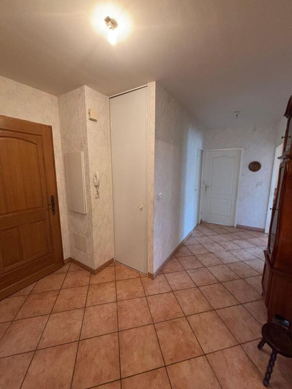 Vente Appartement Montrevel-en-Bresse – T3 de 80 m² avec garage, en petite copropriété Montrevel en bresse