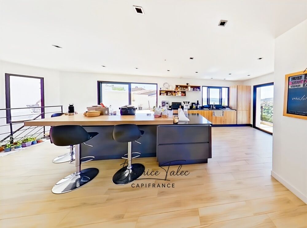  vendre  Villa Le Lavandou (83980)