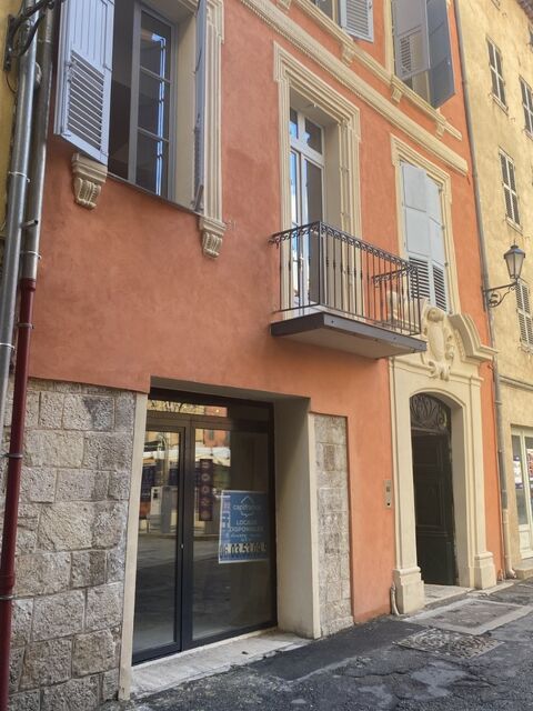   murs commerciaux 42 m2 libre à vendre centre historique  GRASSE (06) 