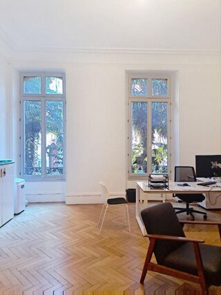   Bureaux de Prestige 219 m² - Rue Croix-Baragnon (Hyper-centre) Toulouse