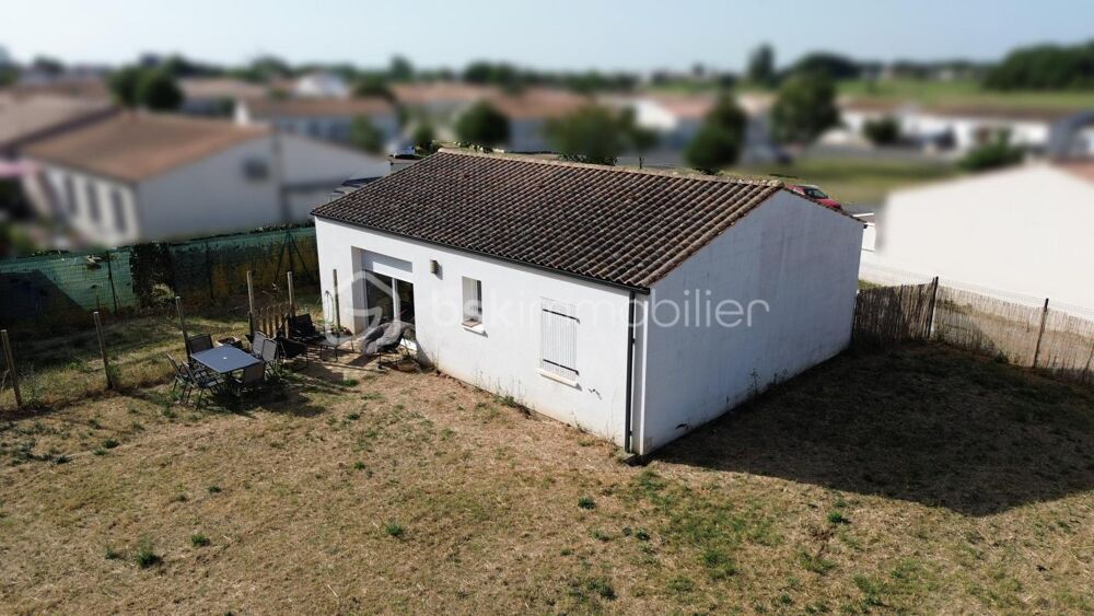 Maison de plain-pied récente à Saint-Just-Luzac  2 chambres, jardin et performance énergétique A