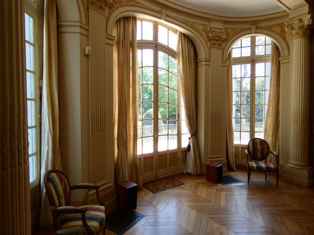 à vendre  Propriété/château Ézy-sur-Eure (27530)