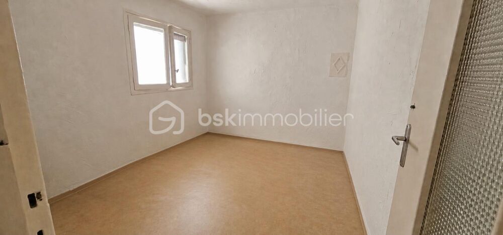 Vente Maison Maison T3 57 m² à rénover – 60 000 € Adissan
