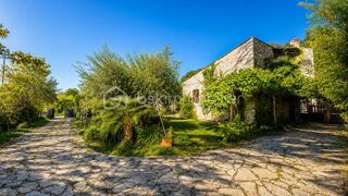 Maison � vendre 6 pi�ces 253 m�