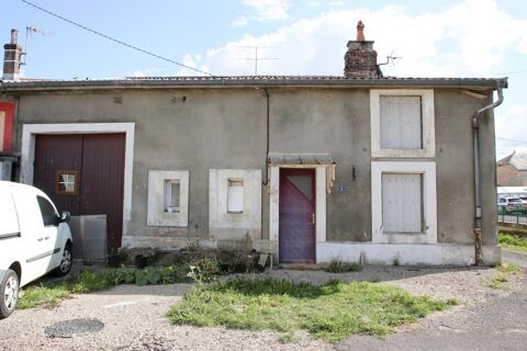   A proximité de la Belgique et du Luxembourg MAISON DE VILLAGE DE 79 m² À RÉNOVER – BEAU POTENTIEL ! Maison - 5 pièce(s) - 79 m²