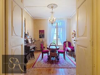  Immeuble � vendre 15 + pi�ces 1100 m�