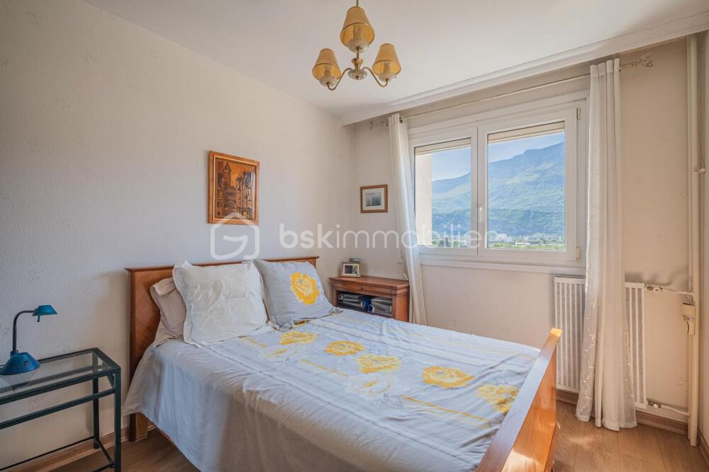 ? UN APPARTEMENT LUMINEUX, UNE VUE DÉGAGÉE ET UN BEAU POTENTIEL !