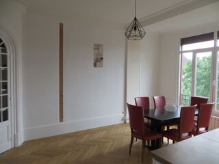 Location Appartement Appartement de 130m2 à louer sur Lons-le-Saunier Lons le saunier