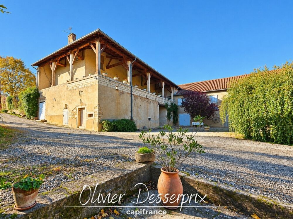 Vente Maison Maison à vendre 10 pièces PERONNE (71) Peronne