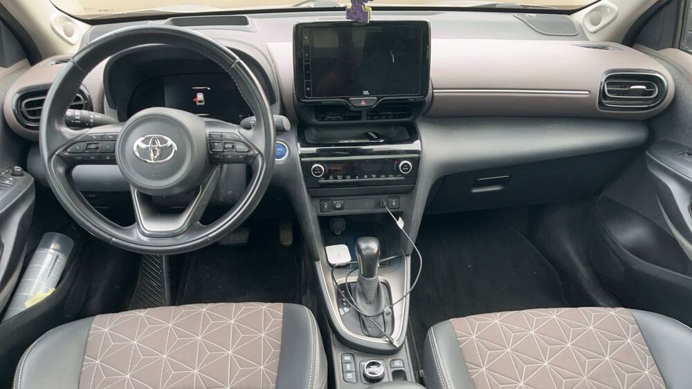 Yaris Cross 1.5 HSD 116 Hybrid 4WD E-CVT 92 Collection 2022 occasion 48000 Mende