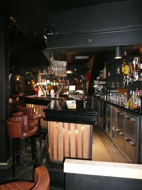   COGNAC Centre A Vendre Fonds de commerce BAR-BRASSERIE 