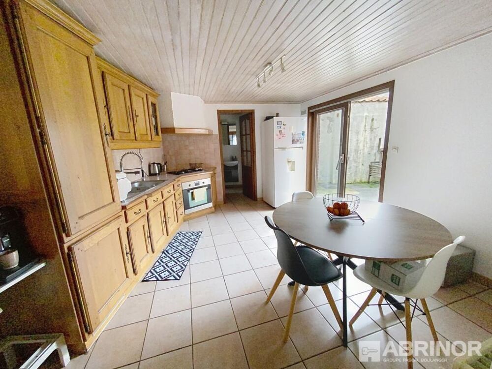 Vente Maison GRANDE MAISON DE VILLE comprenant une maison, 2 appartements de Type 2, un garage de 60m² Orchies