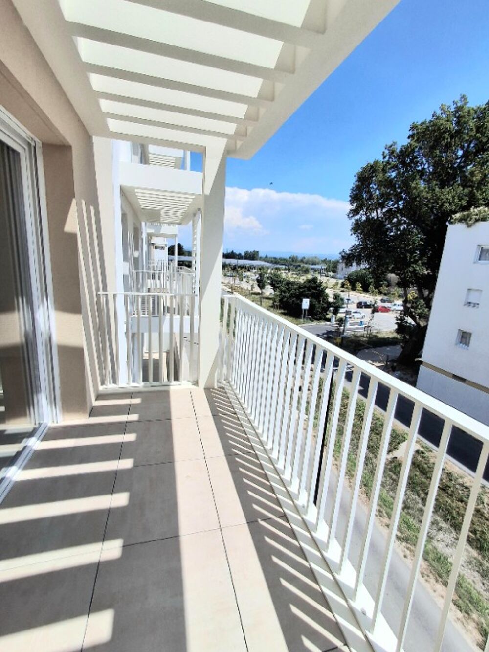 T1 NEUF avec balcon et parking à MONTEUX