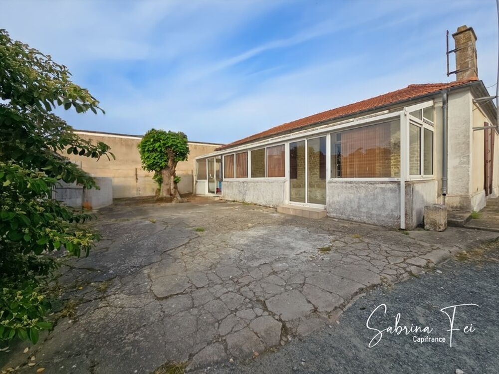 Vente Maison PLAIN-PIED CHARRON– PARCELLE D'ENVIRON 1500 M² – FORT POTENTIEL Charron