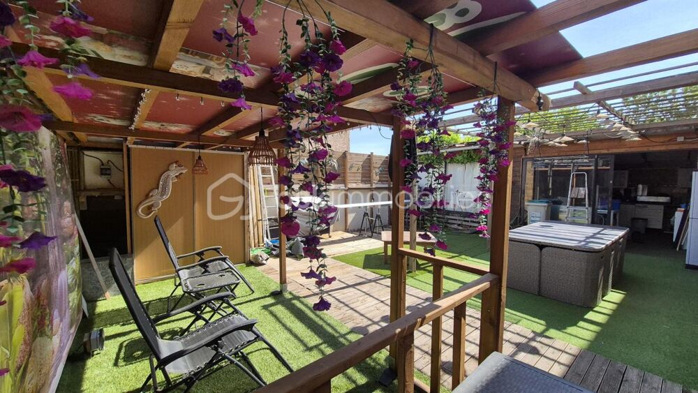 A VENDRE MAISON QUATRE FACES DE 158M² SUR TERRAIN DE 318M² A TOULOUGES - QUATRE CHAMBRES - BUREAU - CLIMATISATION REVERSIBLE - A