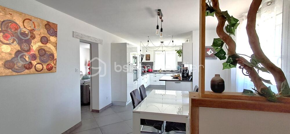 Charmante maison3 grandes chambres, beaux volumes ! et Pas de travaux ! COUP DE COEUR !