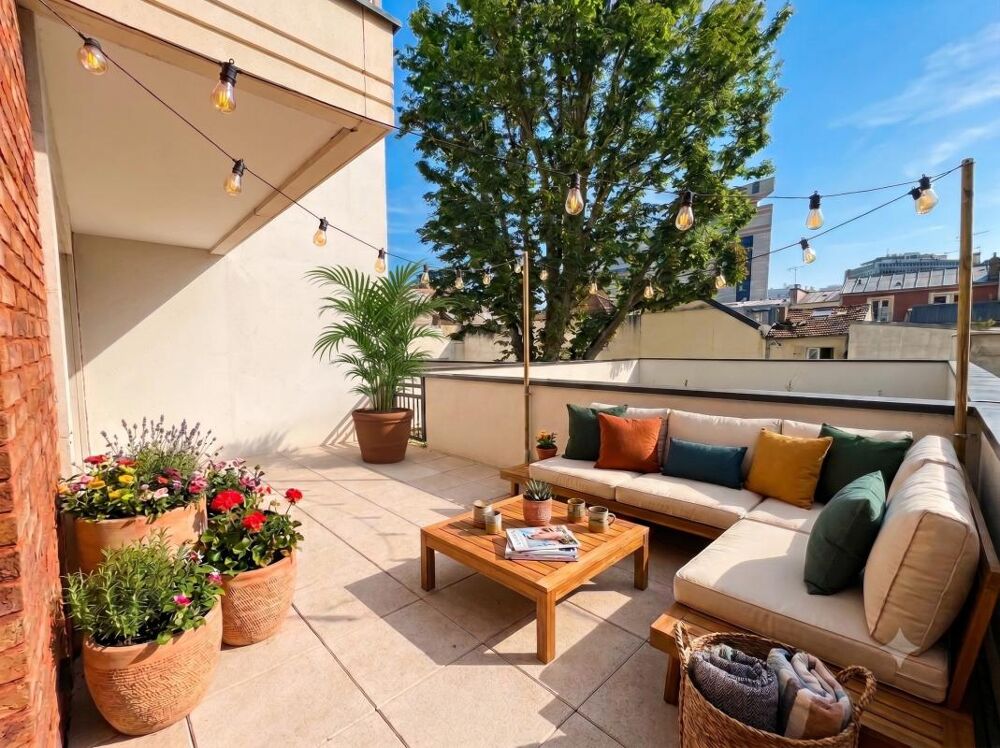 Vente Appartement * DEJA LIVRE - 4 PIECES -TERRASSE 22m2  - PARKING- Proche Métro Saint ouen sur seine