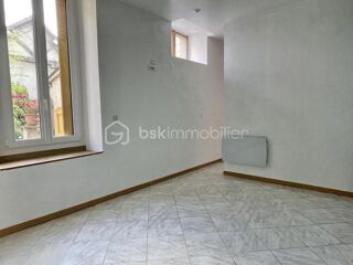  Maison  vendre 9 pices 340 m