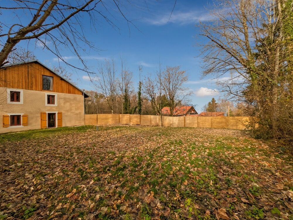 Maison 217 m2 à vendre SAINT-PAUL-EN_CHABLAIS entièrement rénovée avec cachet et modernité et un moulin