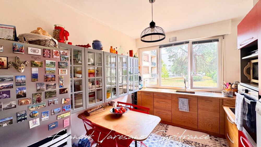 Vente Appartement NOISY LE ROI appartement Familial 2 chambres plus espace bureau 84 m² Noisy le roi