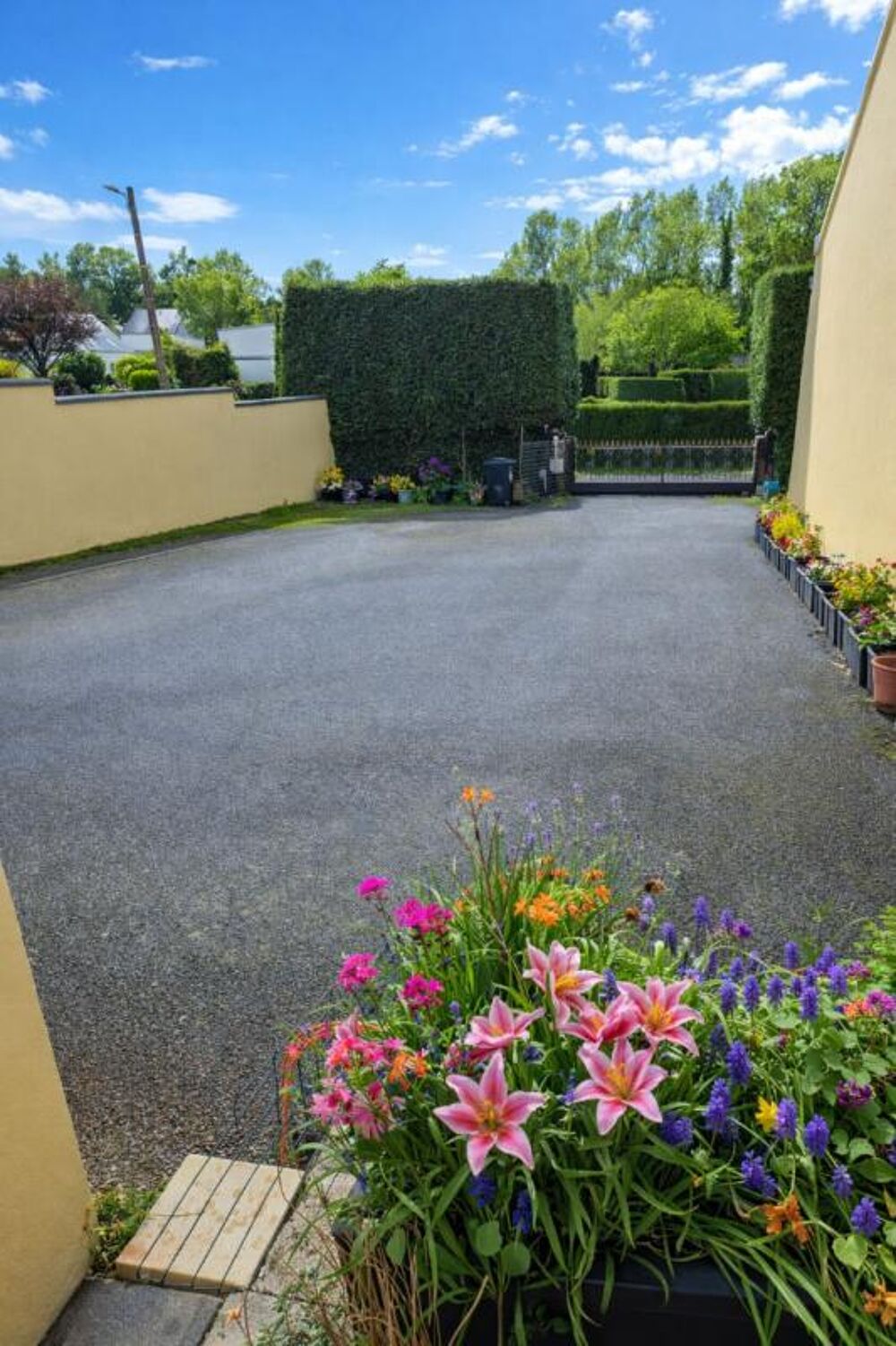 Rare et atypique : Grande maison de plain-pied 220 m² + 250 m² garage / atelier - Prestations haut de gamme - 3 min de Plouay -