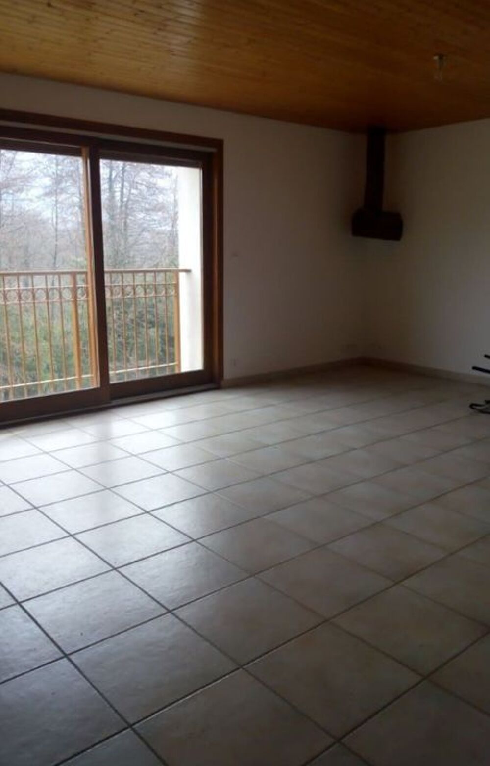Location Appartement Appartement de 80m2 à louer sur Drumettaz-Clarafond Drumettaz clarafond
