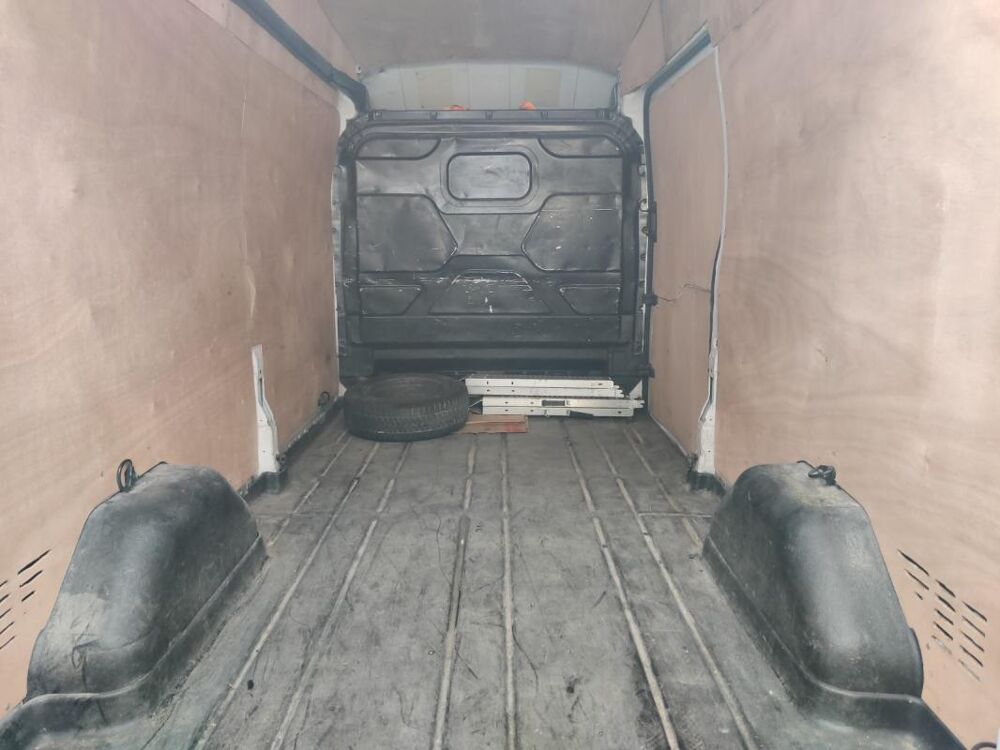 Transit FOURGON T310 L2H3 2.2 TDCI 100 AMBIENTE 2015 occasion 78200 Mantes La Jolie