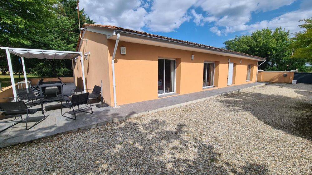 Charmante maison de plain pied à vendre sur Ambarès avec un grand jardin arboré