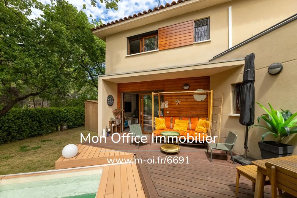 Référence : 7075-ABO - Saint-Cannat  Maison récente de 5 pièces avec jardin, piscine, garage + 3 places de stationnement privat