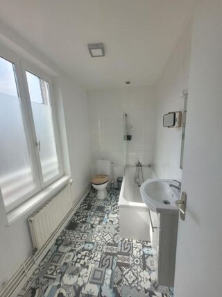  Immeuble � vendre 13 pi�ces 528 m�