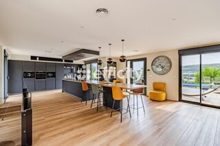  Villa à vendre 7 pièces 309 m²