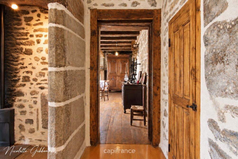 Vente Maison Maison de caractère du XIVe siècle avec grange et piscine – Proche à Beaulieu sur Dordogne, Vallée de la Dordogne, Corrèze Beaulieu sur dordogne