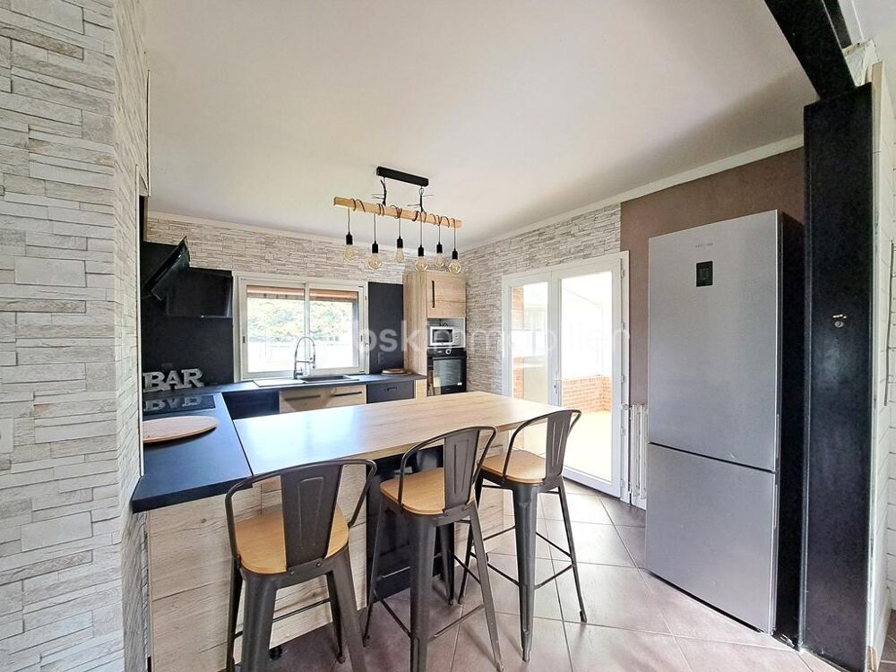 Vente Maison PAVILLON EN BRIQUES AVEC GRAND TERRAIN, HANGAR ET BOX A CHEVAUX – PROCHE D'ABBEVILLE  & DE LA BAIE DE SOMME Drucat