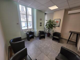  Appartement à vendre 9 pièces 208 m²