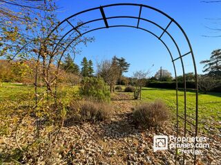  Propri�t�/ch�teau � vendre 5 pi�ces 140 m�