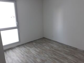  Appartement à louer 3 pièces 61 m²