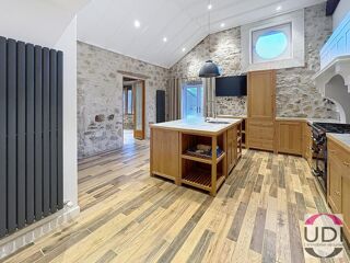  Maison � vendre 7 pi�ces 196 m�